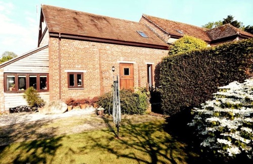 Winfrith Newburgh House | The Stable Barn - Luxury Spacious Open Plan Split Level Cottage for Two