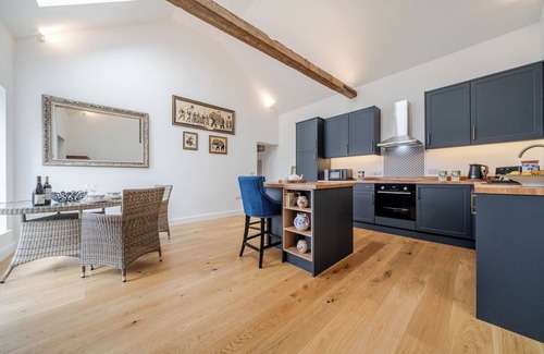 Bury St Edmunds Apartment | The Stable Barn, Smallwood Farm House
