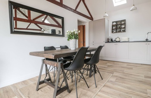 Berkeley Cottage | The Stable