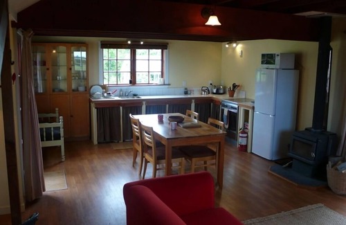 Windwhistle Cottage | The Stablehand Quarters at Gunyah Country Estate by Mt Hutt
