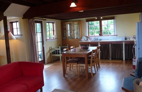 Windwhistle Cottage | The Stablehand Quarters at Gunyah Country Estate by Mt Hutt