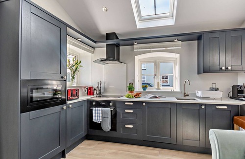 Cilcain House | The Stables-Cilcain - One Bedroom House, Sleeps 2