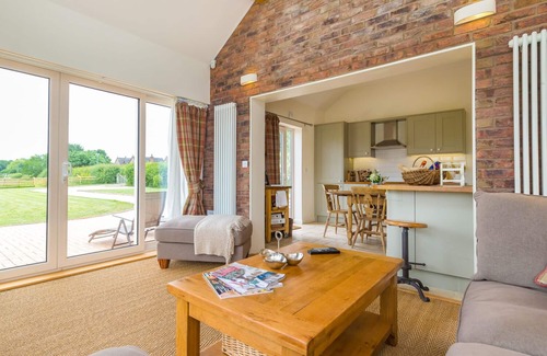 Crudgington Cottage | THE STABLES, pet friendly, luxury holiday cottage in Crudgington