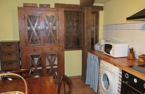 Hontoria del Pinar Cottage | The Stone House of the Village for 10 people