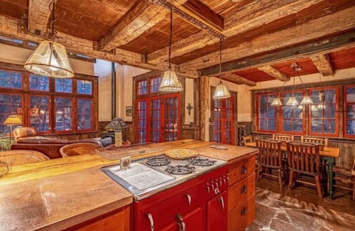 Santa Fe Cabin | The Storybook Cabin in the Santa Fe Forest