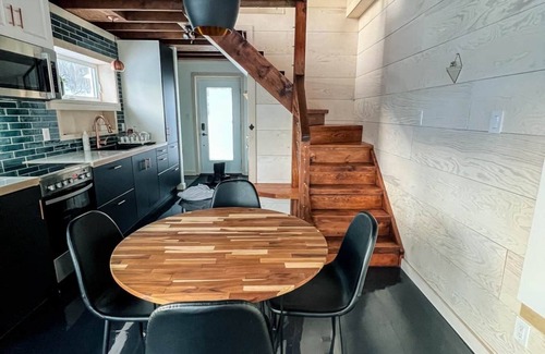 Murdochville Apartment | The Suite 608 - Luxurious loft, sauna and mountain