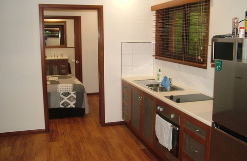 Atherton Bed & Breakfast | The Summit B&B