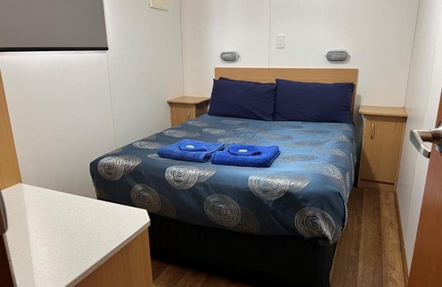 Whyalla Norrie Resort | The Sundowner Cabin & Tourist Park