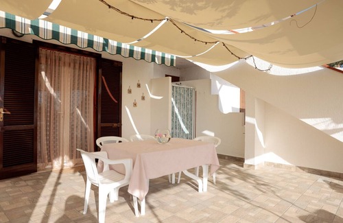 Cucco-Riviere Apartment | The Terrace on the Island, modern house with sea view equipped with all amenities