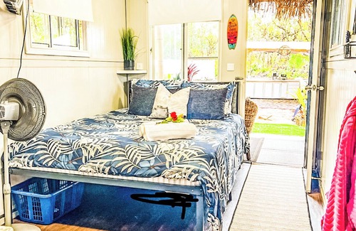 Pahoa Cabin | The Tiki Hut Retreat Experience
