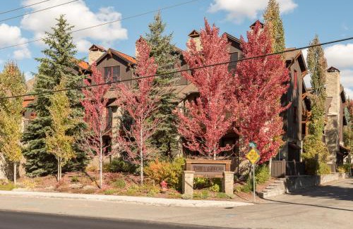 Ketchum House | The Timbers 2G