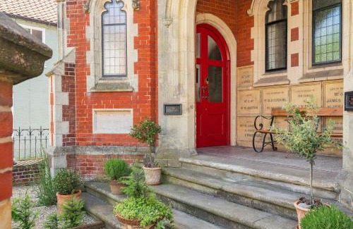 Fakenham House | The Tracery - Norfolk Cottage Agency