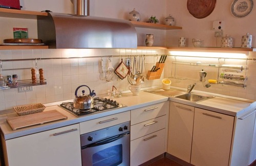 Arcugnano Apartment | The Transparent House: "The Rose" Appart. in villa-pool CIN: IT024006B4E63FJOXK