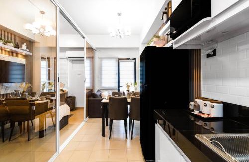 Caloocan House | The Travelers Home & Staycation