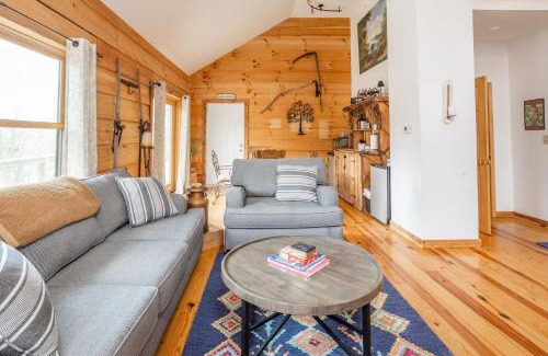 Gnaw Bone Hotel | The Treehouse at the Rustic Retreat