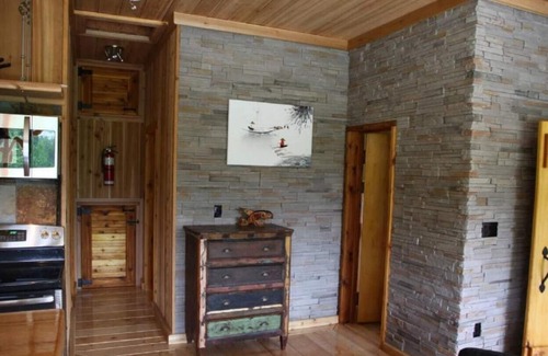 Moricetown House | The TTT Cabin - L.D.R.