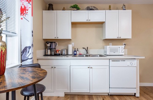 Central Area Apartment | The Twin Flats (Audrey and Far East Escape)