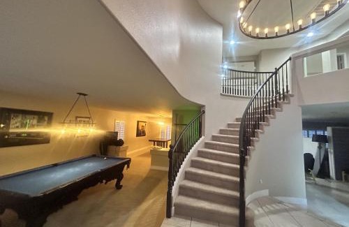 Enterprise House | The Vegas Villa
