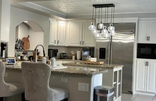 Enterprise House | The Vegas Villa