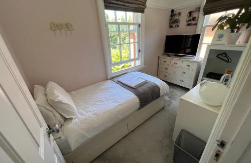 Surbiton Hill House | The Victorian Rooms