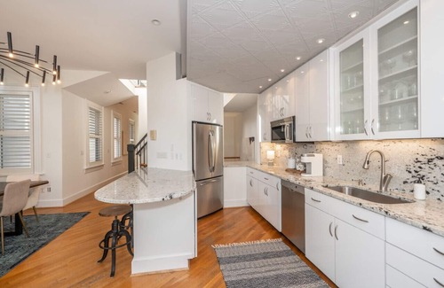 Mount Adams Condo | The Views at Centennial House