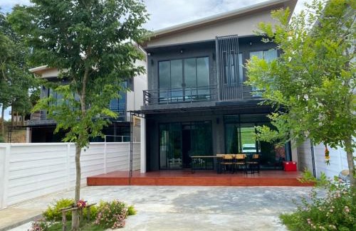 Tha Sao Villa | The Villa Sai yok noi