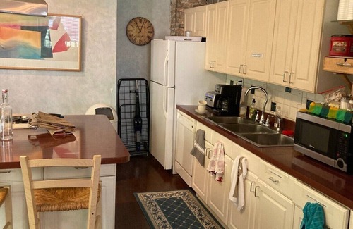 Boystown Bed & Breakfast | The Villa Toscana