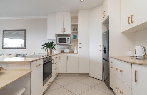 Sheffield Beach Apartment | The Village 12