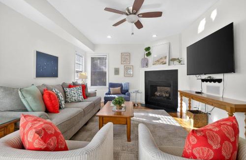 Northeast Virginia Beach House | The Virginia Beach ViBe House