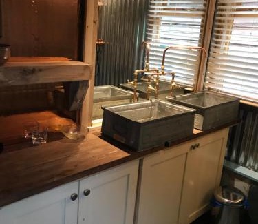 Haslemere House | The Wackery!