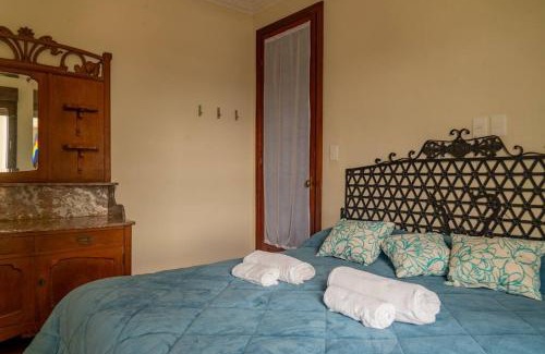 Ciudad Vieja Apartment | The Wall Montevideo [405] Live Old Town