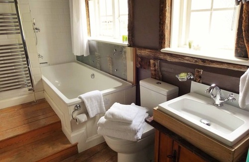 Welwyn Hotel | The Wellington