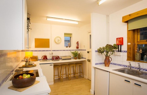 Elgin House | The White Cottage