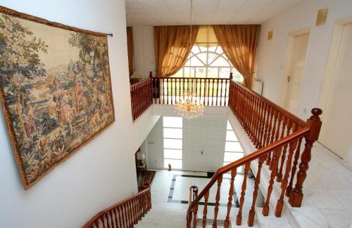 Aradippou Villa | The White House