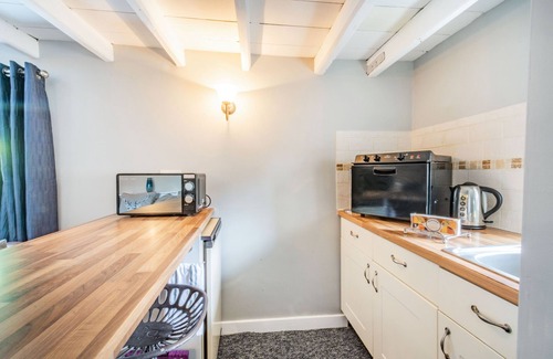 Kilnwick Cottage | The White House