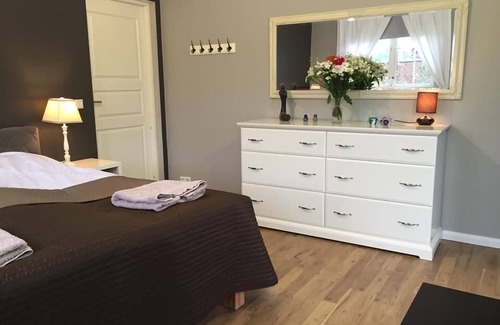 Reykholt Bed & Breakfast | The White House
