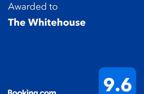 South Shore Apartment | The Whitehouse