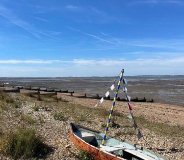 Seasalter House | The Whitstable Healing Spot
