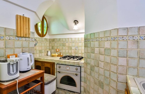 Amalfi Apartment | The Window to the sky