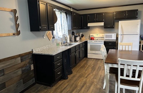 Ulysses House | The Woodlands at Bailey Hill-Secluded Mtn Getaway