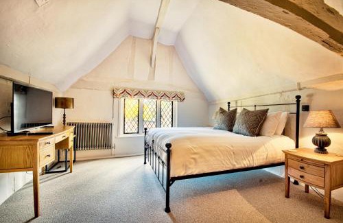 Coggeshall Hotel | The Woolpack Inn