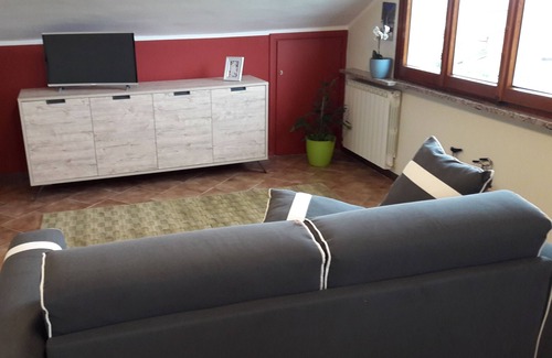 Madonna dell'Olmo Apartment | The world in a room