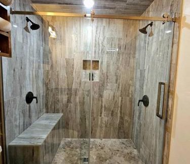 Guthrie House | The Wren's Nest Lake Cottage