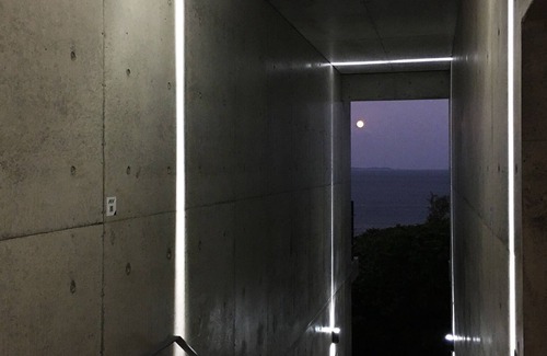 Higashionna House | Theme Suite 201 Overlooking the seaArt museum style mansion designed by architect for photographe/Uruma Okinawa