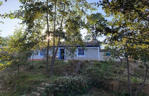 Almora Hotel | Thikalna Himalayan Retreat