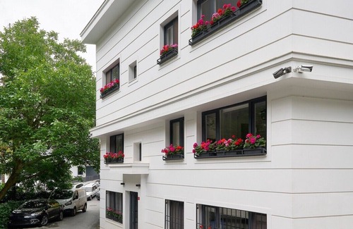 Bebek Apartment | This apartment is a 1 bedroom(s), 1 bathrooms, located in Beşiktaş, İstanbul.