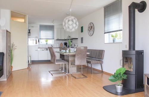 Stevensweert House | This beautifully furnished villa in the villa park Porta Isola in Stevensweert offers you pleasant c