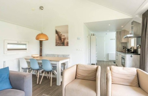 Westenschouwen House | This chalet is equipped with a gas fireplace and infrared sauna.