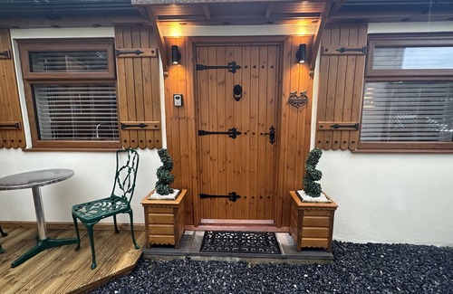 Llanddowror Cottage | This charming retreat offers a cosy and comfortable base for couples
