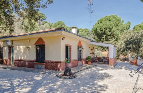 Andujar House | This idyllic vacation home with private pool is located in the middle of the nature park of the Sier